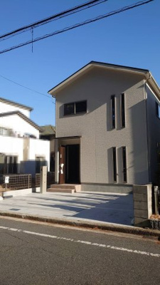 【外観】 | 浜の宮駅：新築戸建住宅 | 浜の宮公園東側の道路沿いです　現地から０７９－４２４－７５７５へお電話いただけば最短５分で内覧できます