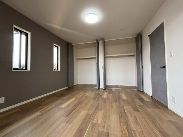 プランタウン清末西町の収納