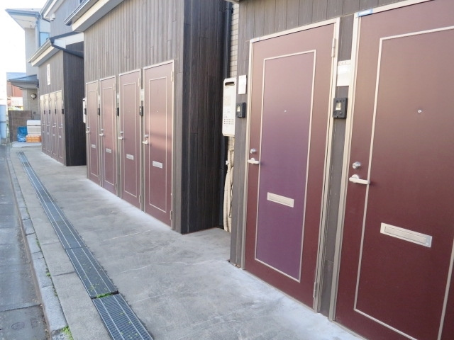 アイ・アム十条ウエストヒルズのエントランス|入口です☆