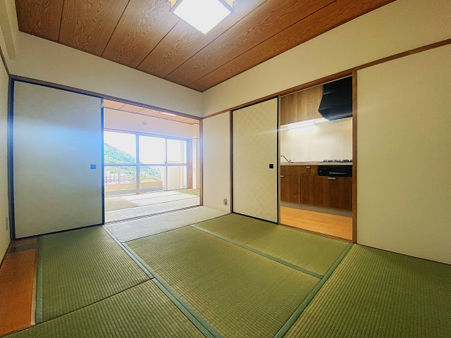 湯河原サニーハイツ1号館の和室