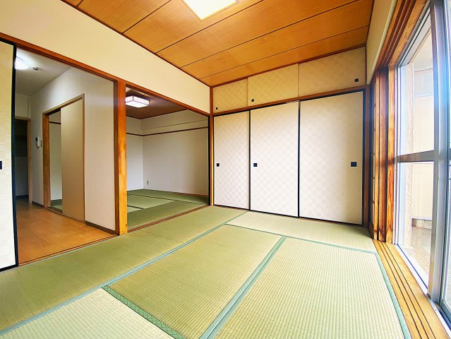 湯河原サニーハイツ1号館の和室