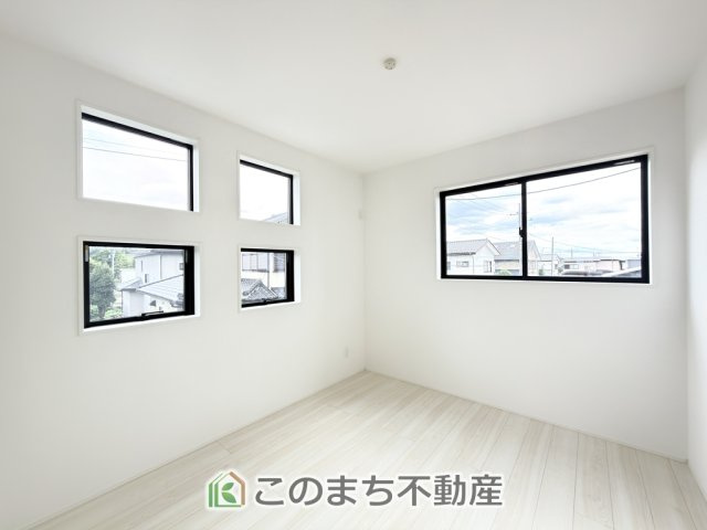 グラファーレ宇都宮市上戸祭2期の洋室|モダンな洋室用意しています。