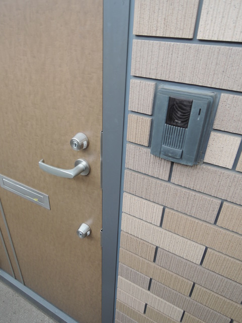 クリプトメリアのセキュリティ|玄関はＴＶモニタホンとダブルディンプルキー