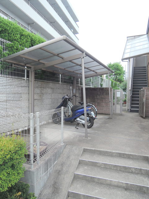 クリプトメリアのその他共用部分|屋根付駐輪場