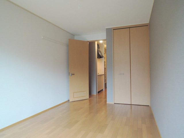 クリプトメリアの居間・リビング