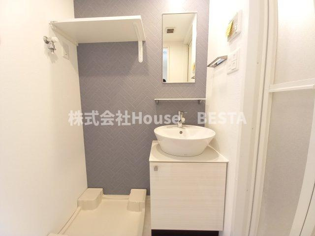 エスリード神戸大倉山ヒルズの独立洗面台