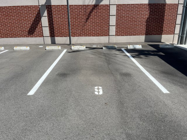 Luxe姫路の駐車場