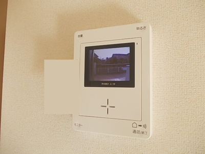 【セキュリティ】 | セレーノ光Ⅰ | モニター付きインターホンです