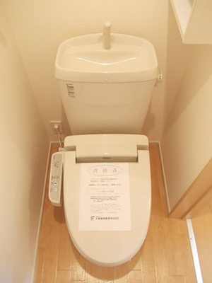 【トイレ】 | セレーノ光Ⅰ | 清潔感のあるトイレです