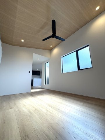 URBAN SHONAN LIFE — 辻堂1丁目の新築の居間・リビング