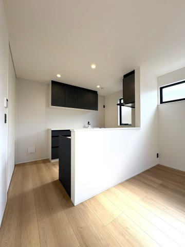 URBAN SHONAN LIFE — 辻堂1丁目の新築のキッチン