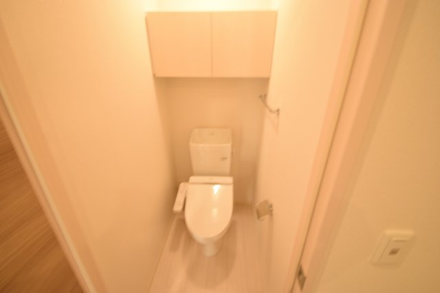 テラス市川高谷のトイレ|温水洗浄便座