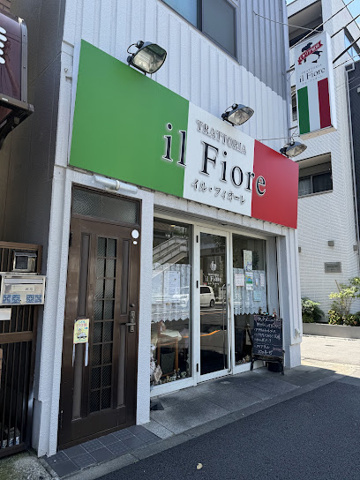 キャステールの周辺