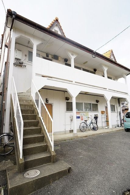 福岡市早良区南庄３丁目のアパート