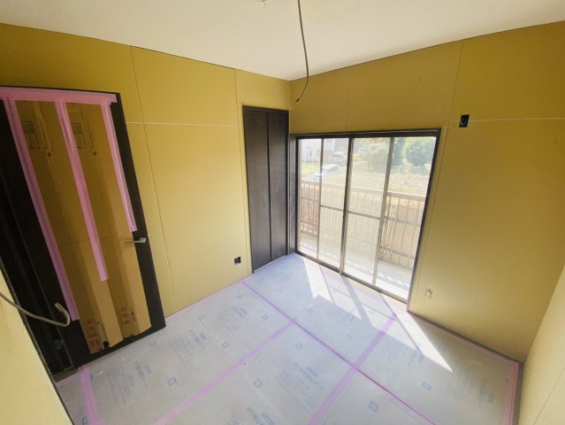 富里市十倉戸建　リフォーム後渡しの洋室|現在、リフォーム工事中です
