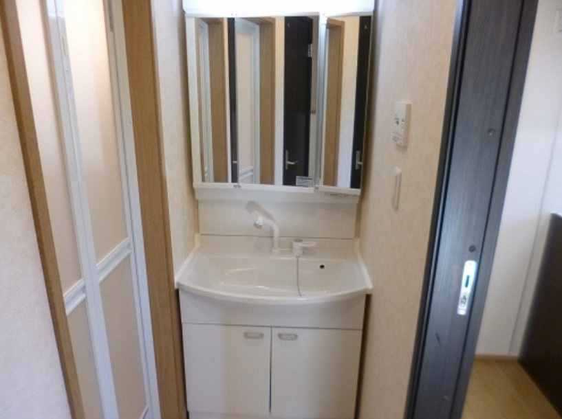 SRLコンフォートの独立洗面台
