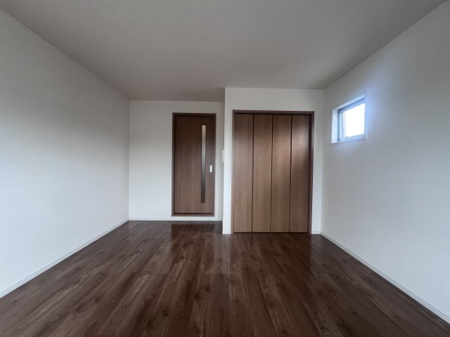 ナウハウスアリマの居間・リビング