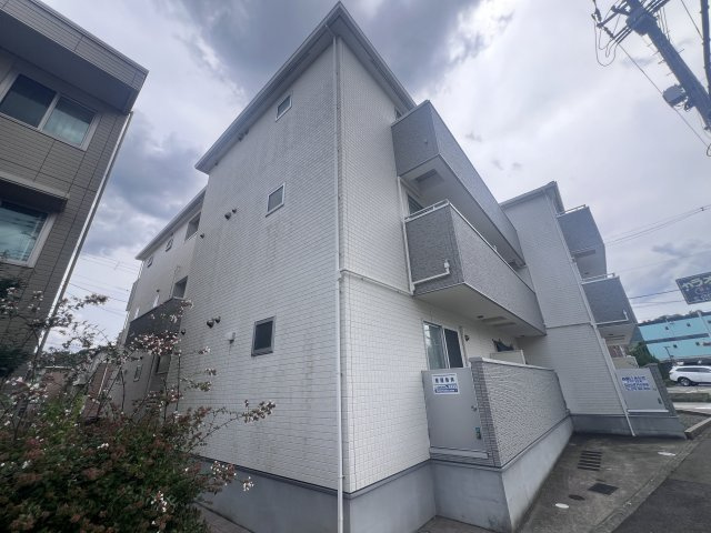 ナウハウスアリマの外観