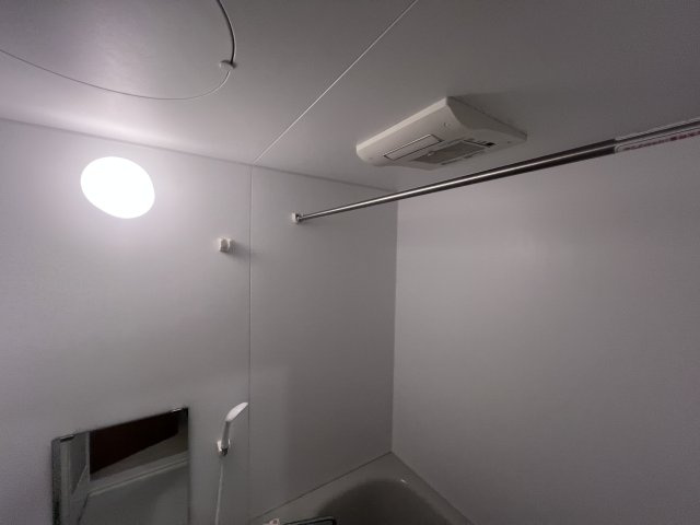 ナウハウスアリマの浴室