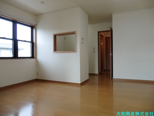 クレール東林間の居間・リビング