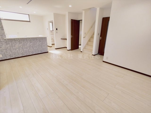 【ダイニング】 | 鶴ヶ島市上広谷　全１棟 | リビング