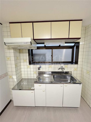 【キッチン】 | ポートアメニティ弁天 | お料理しやすいキッチンです