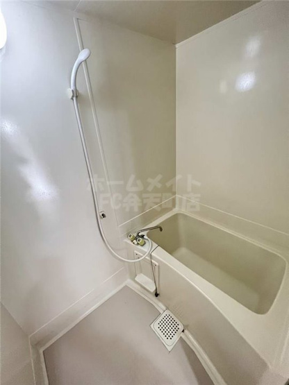 【浴室】 | ポートアメニティ弁天 | 落ち着いた空間のお風呂です