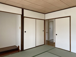 【和室】 | 大山口住宅 | 東南側和室8帖