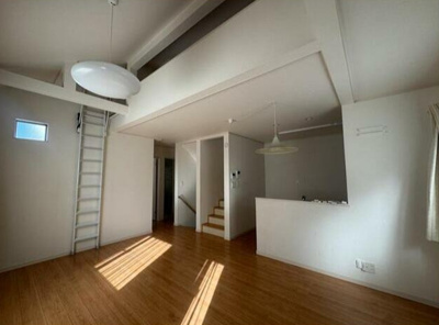 【居間・リビング】 | 谷中5丁目戸建