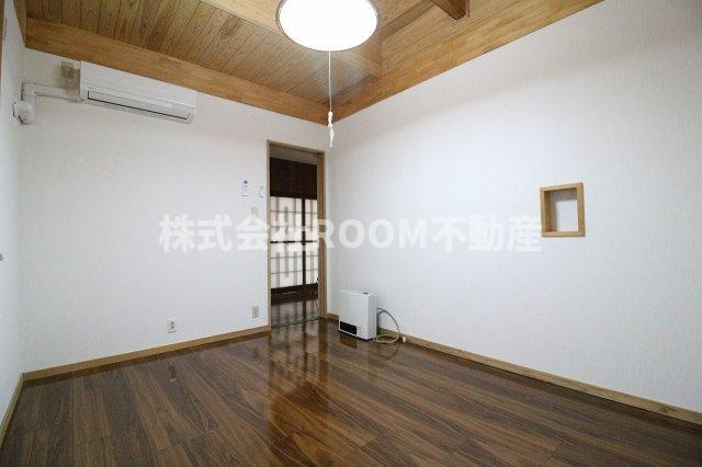 南鷹尾貸家の子供部屋|お子さんのいるうちは子供部屋に使ってはいかがでしょうか