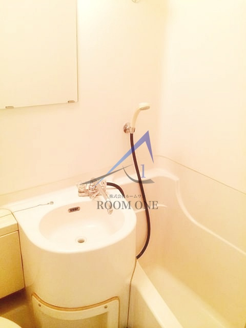 ＳＵＮ　ＳＩＤＥ　１２の浴室|お風呂です。