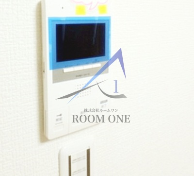 ベネディーレ練馬の設備|モニター付きインターホンです。