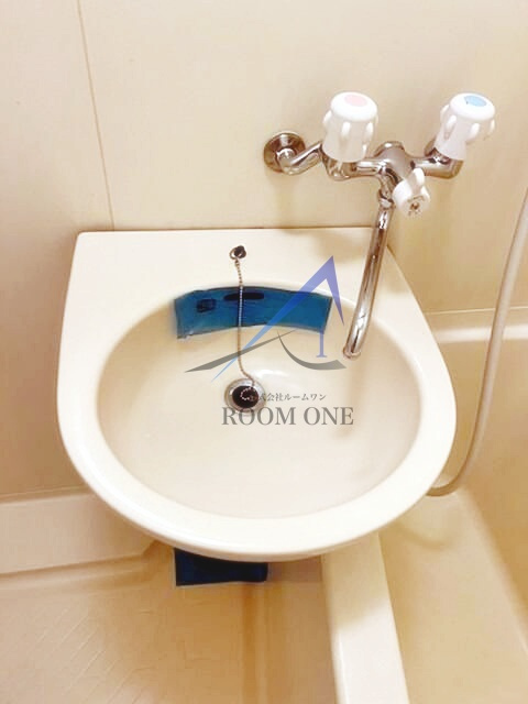 ロイヤルアメニティー東池袋の洗面所|洗面台です。