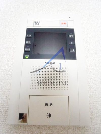 グラントゥルース東十条のセキュリティ|モニター付きインターホンです。