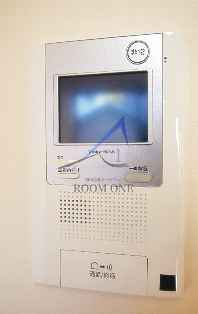 ルーブル本駒込のセキュリティ|モニター付きインターホンです。