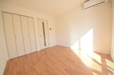 【寝室】 | North Garden