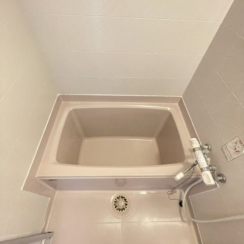 ハイツひとみの浴室