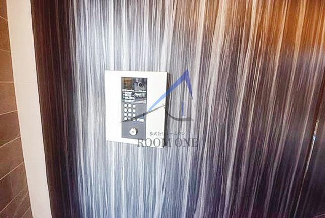 レアライズ押上のセキュリティ|オートロックです。