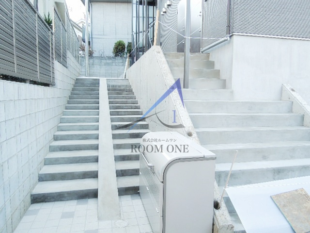 パークヒルズ板橋のその他共用部分|敷地内ゴミ捨て場です。