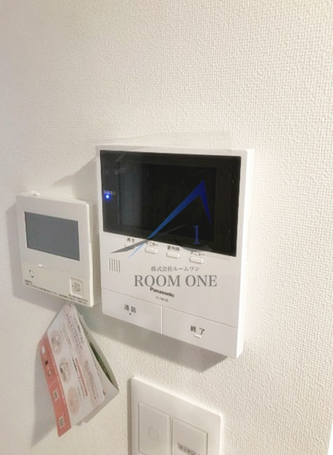 パピエ旗の台のセキュリティ|モニター付インターホンです。