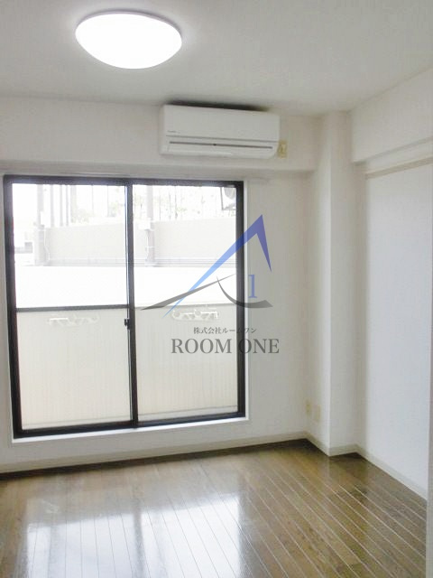 ラ・フェスタ白金の居間・リビング|洋室のお部屋です。