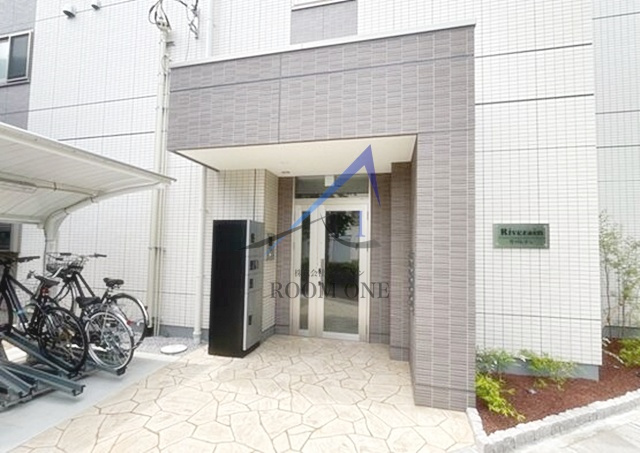 Ｒiverainのエントランス|エントランスです。