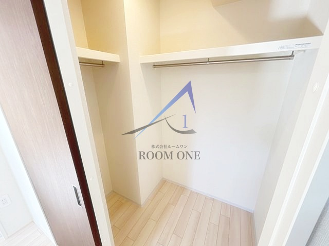 Ｒiverainの収納|ウォークインクローゼットです。