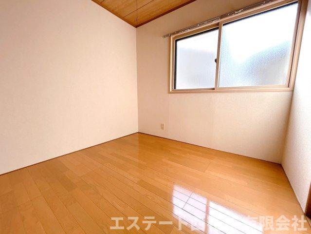 ネイティヴプレイスAの居間・リビング