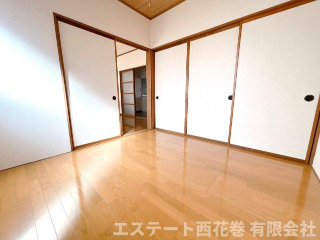 ネイティヴプレイスAの居間・リビング