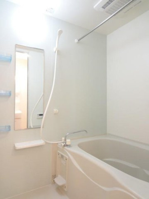 【浴室】 | エリーゼ | お風呂で日々の疲れを落としましょう