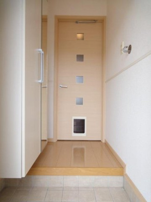 【玄関】 | エリーゼ | 落ち着いた玄関です