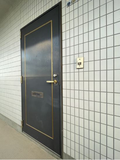 朝日多摩川プラザの玄関