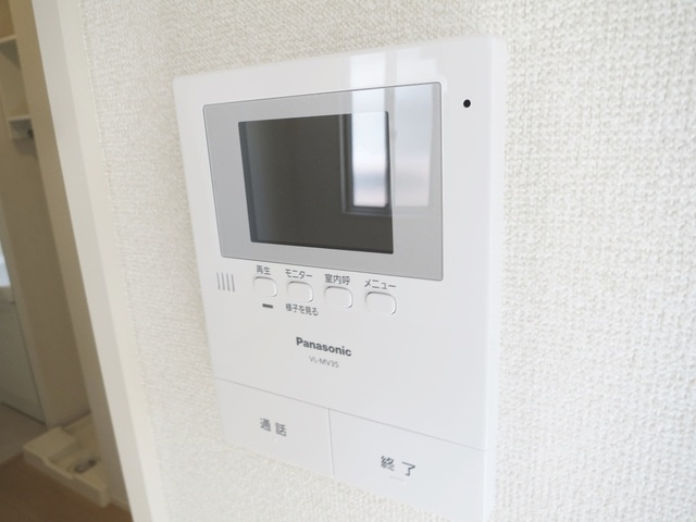 カーサ　ビアンカのセキュリティ|モニタ付きのドアホンあります♪