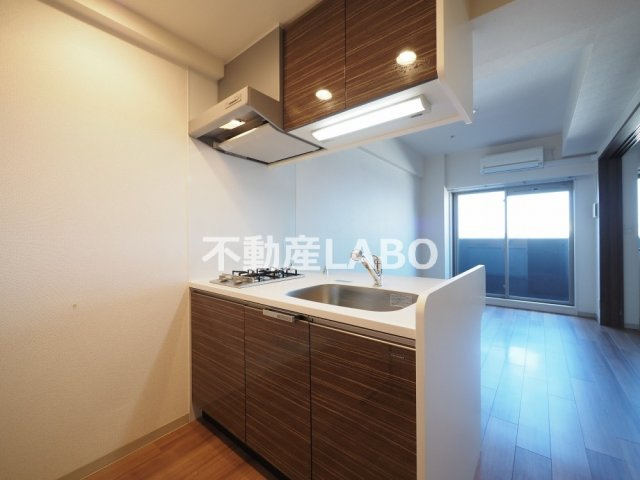 プレサンスOSAKADOMECITYワンダーのキッチン